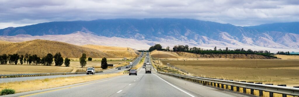 driving on a suspended license in bakersfield california, image of the open road in california